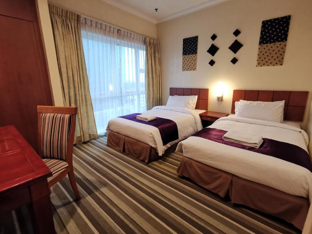 Stayinn Gateway Hotel Apartment Кучінг Екстер'єр фото