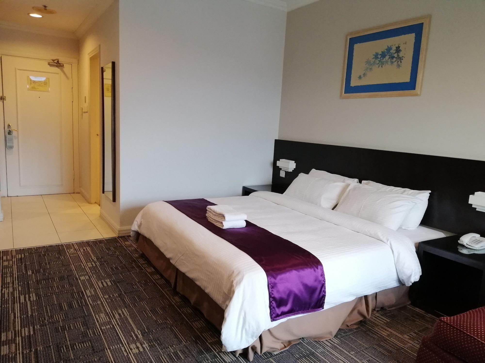 Stayinn Gateway Hotel Apartment Кучінг Екстер'єр фото