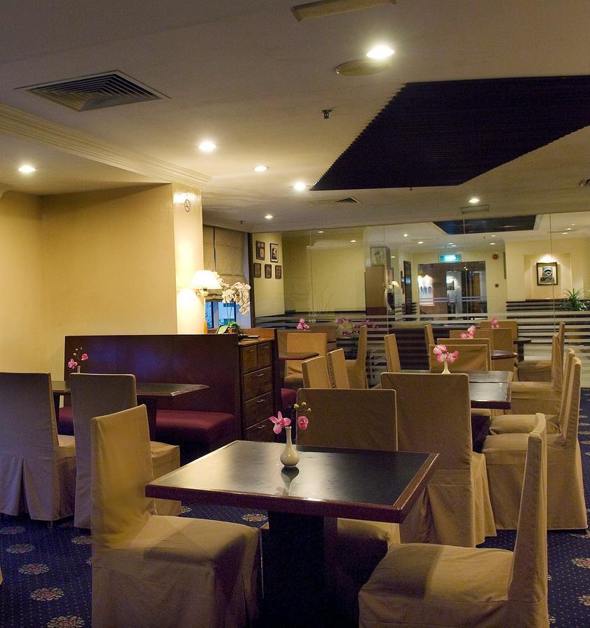 Stayinn Gateway Hotel Apartment Кучінг Екстер'єр фото