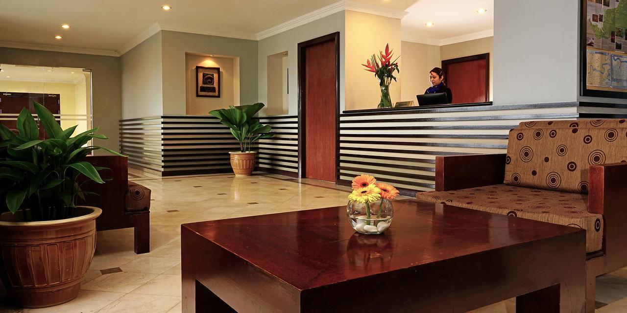 Stayinn Gateway Hotel Apartment Кучінг Екстер'єр фото