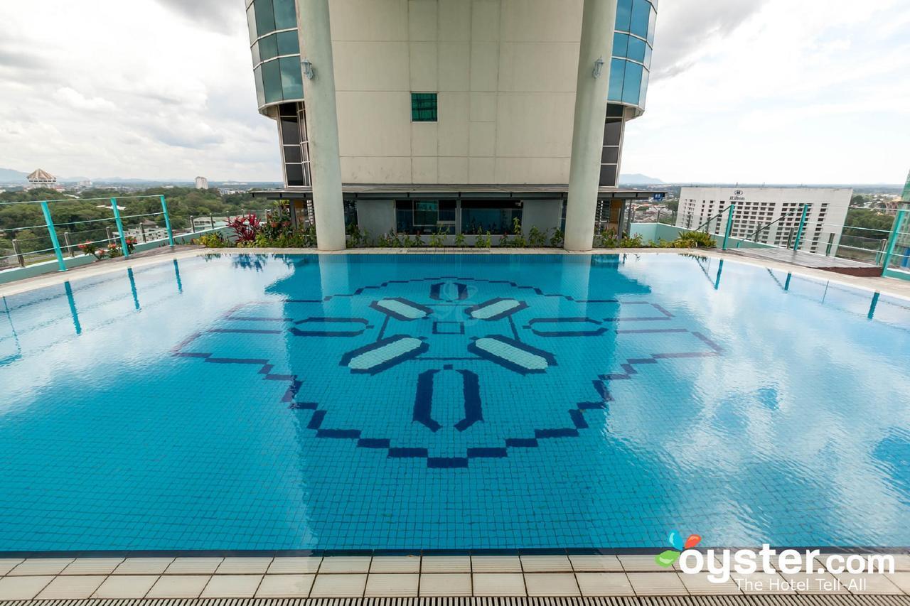 Stayinn Gateway Hotel Apartment Кучінг Екстер'єр фото